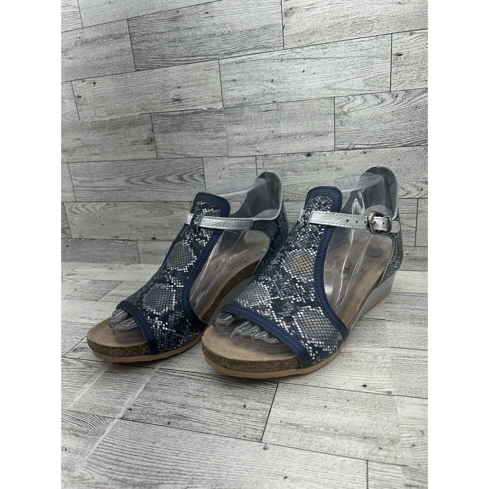Naot Fiona Blue Silver Snake Print Leather Low Wedge Buckle Sandal EU 37 US 6